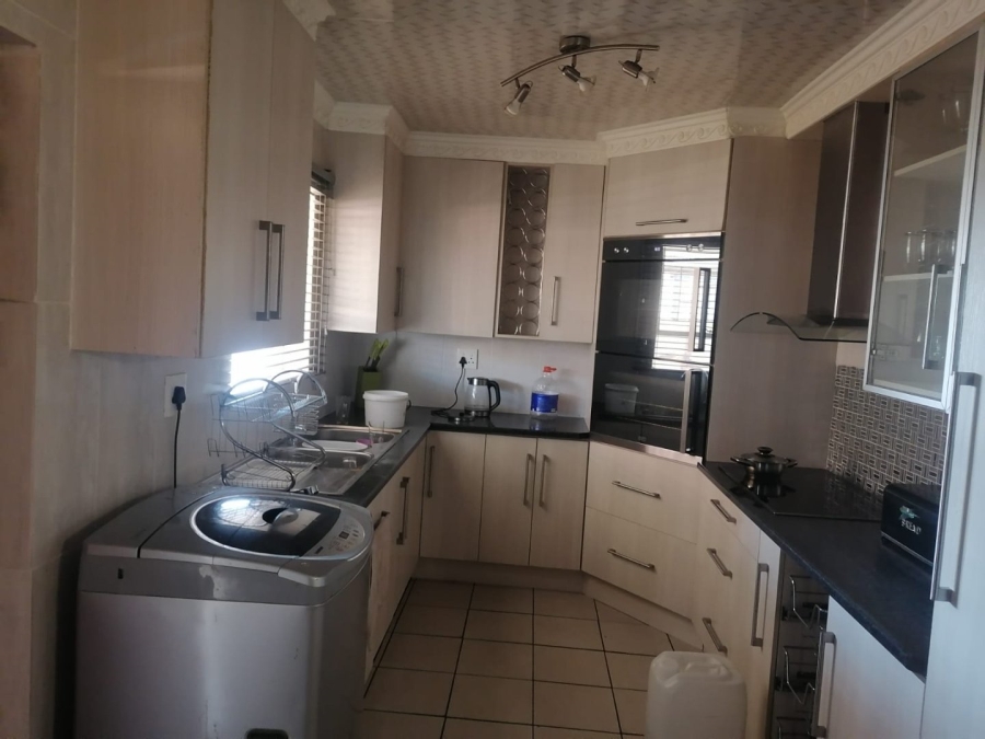 4 Bedroom Property for Sale in Mandela View Free State